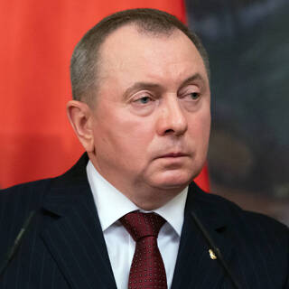 Владимир Макей