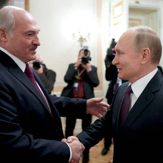 Александр Лукашенко и Владимир Путин (архивное фото)