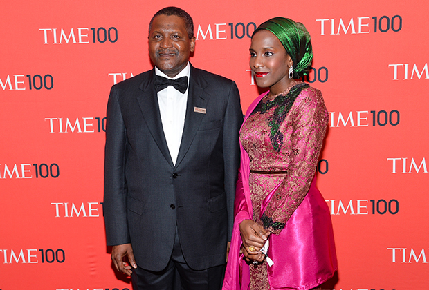 Алико Данготе и его дочь Халима на гала-вечере в честь 100 самых влиятельных людей по версии журнала Time, Нью-Йорк, 2014 год