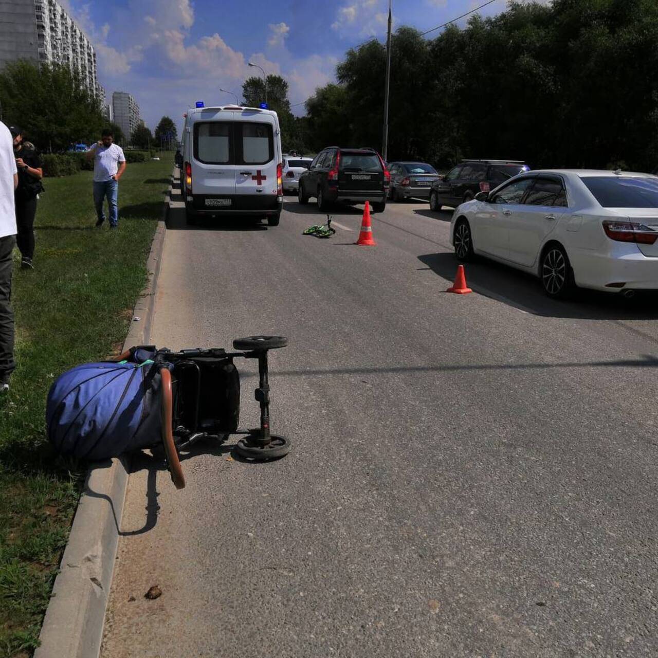 Стали известны подробности ДТП с тремя детьми на западе Москвы:  Происшествия: Россия: Lenta.ru