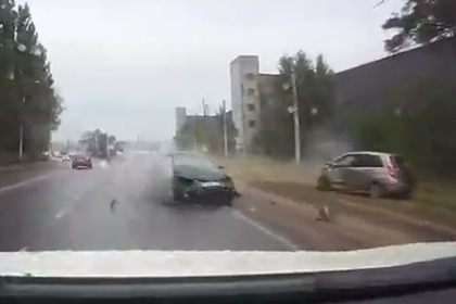 Россиянка протаранила автомобиль с ребенком и станцевала на фоне пострадавшего