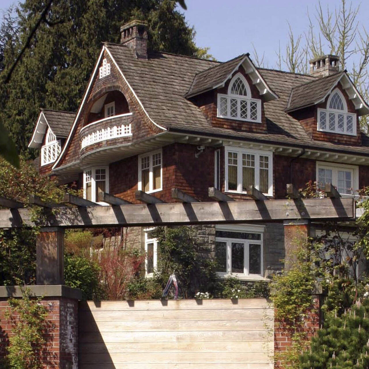 #проденьги: дом Курта Кобейна продают за $7,5 млн