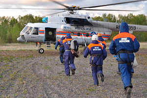 На Камчатке разбился вертолет с туристами. В результате крушения могли погибнуть восемь человек, их не удается найти
