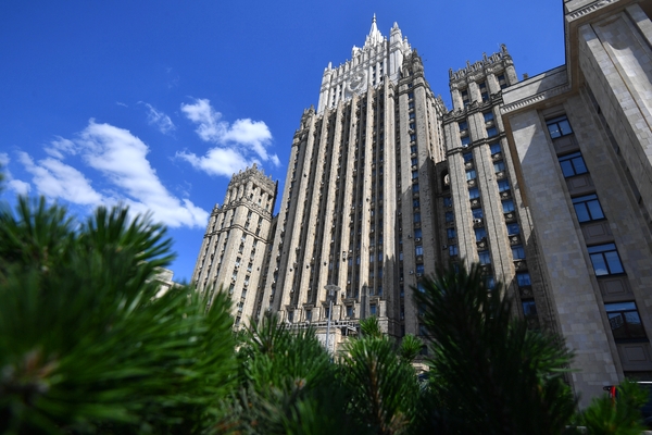 Правительство московской области здание фото