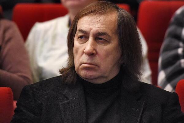 Александр Иншаков