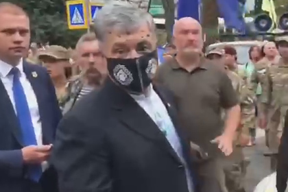 В Киеве задержали напавшего на Порошенко с зеленкой