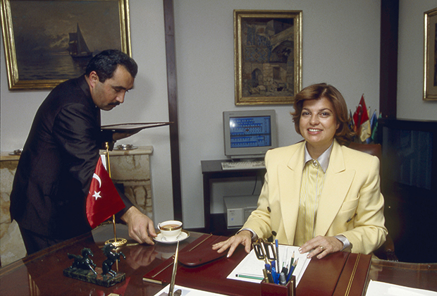 Офис Тансу Чиллер, 1993 год
