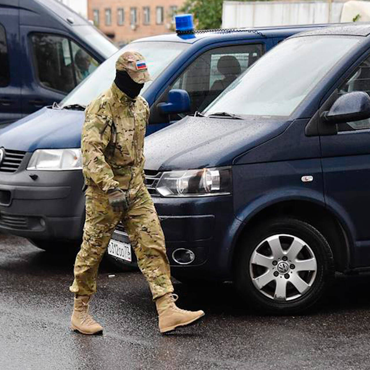 ФСБ провела обыск у следователя по делу о поджоге российского бизнесмена:  Криминал: Силовые структуры: Lenta.ru