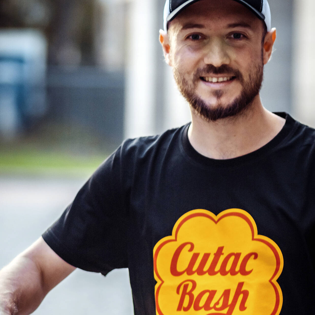 Дам дам уфа. Cutac Bash футболка. Cutac Bash Чупа Чупс. Уфимский бренд футболки. Cutac Bash перевод.