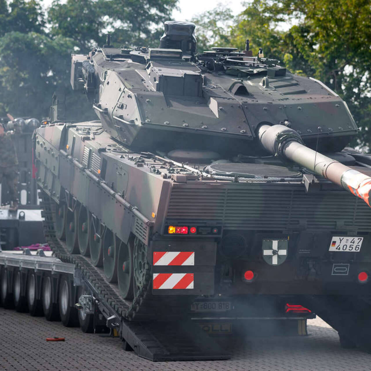 В Германии начались поставки новых танков Leopard 2A7V: Оружие: Наука и  техника: Lenta.ru