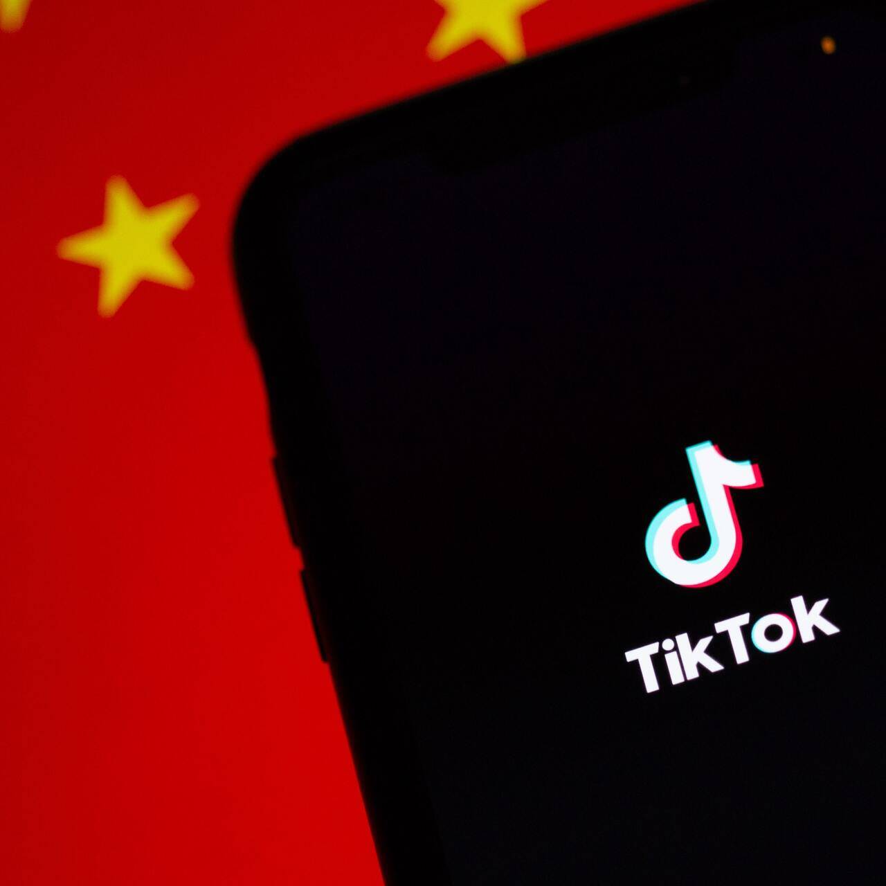 В Китае детям ограничили время использования TikTok до 40 минут в день:  Общество: Мир: Lenta.ru