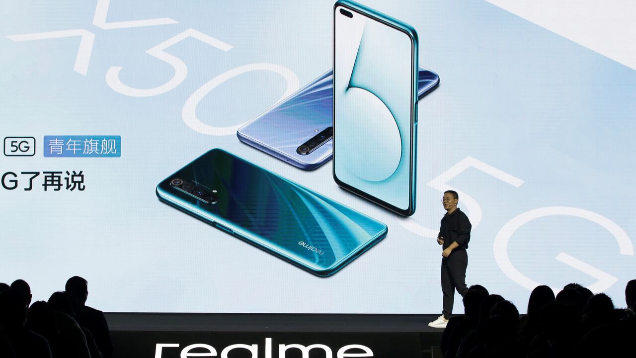 Специалист по мобильным устройствам оценил выбор телефонов Realme для  депутатов: Гаджеты: Наука и техника: Lenta.ru