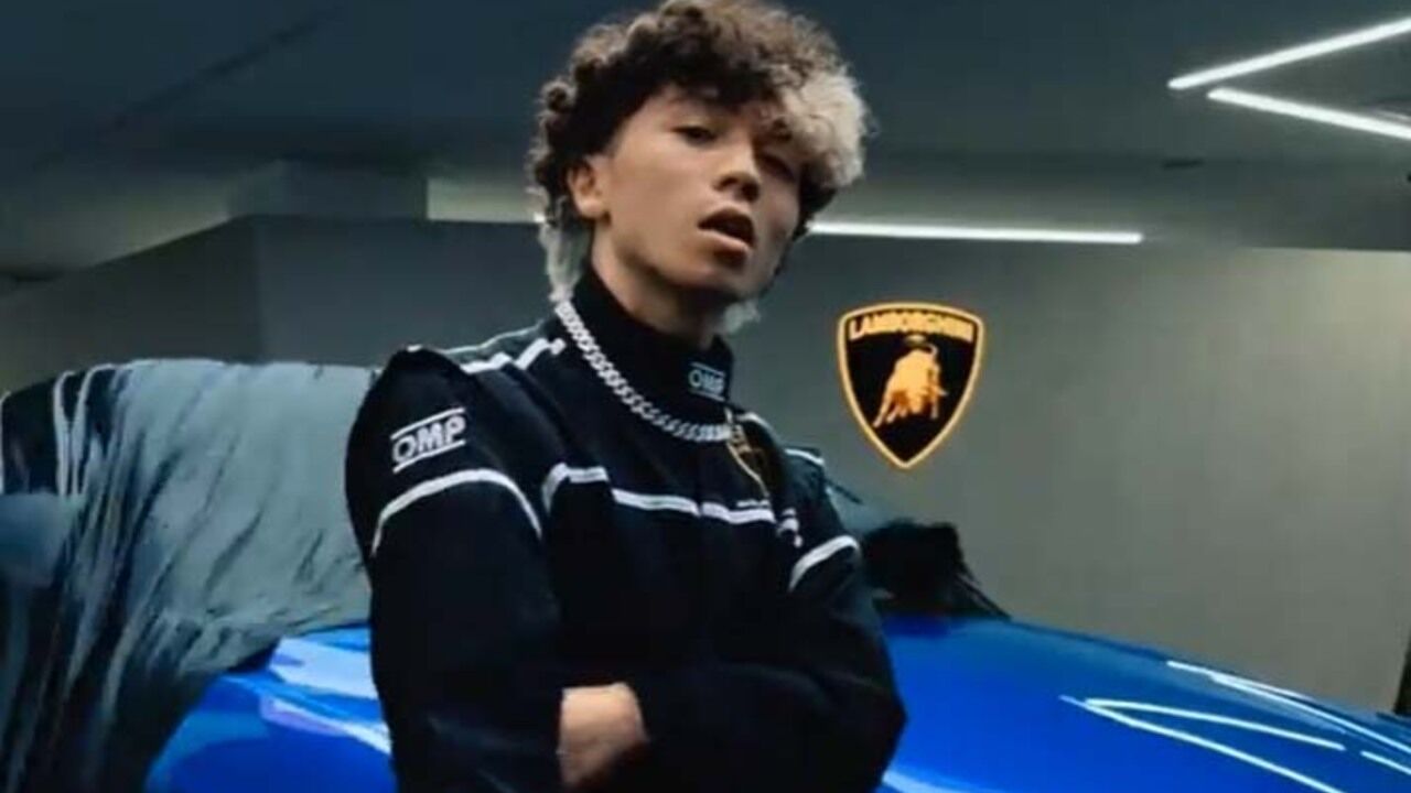 23-летний российский блогер купил Lamborghini за миллионы рублей: Явления:  Ценности: Lenta.ru