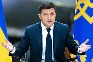 Теряет легитимность. На Украине решили узнать в Конституционном суде, может ли Зеленский остаться президентом