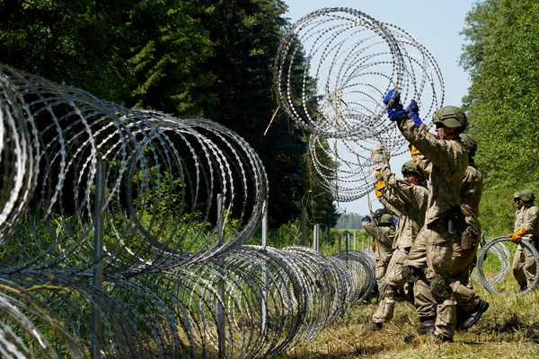 Техника на границе с белоруссией военная