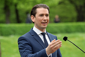Канцлер Австрии Себастьян Курц подал в отставку.  Он оставил пост из-за подозрений в коррупции
