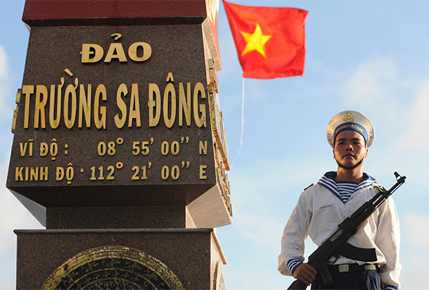 Вьетнамский патрульный на острове Чыонг Са Донг (архипелаг Спратли)
