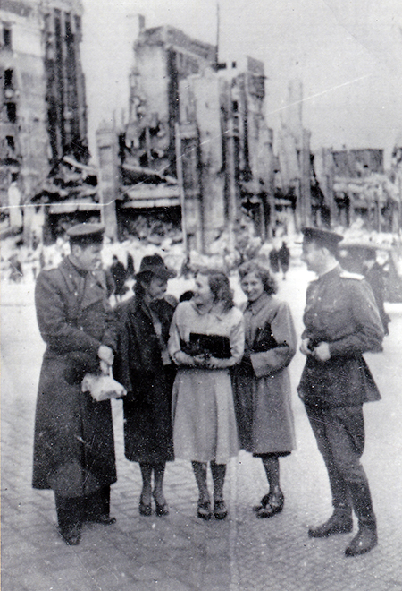 Сотрудники СВАГ в послевоенной Германии