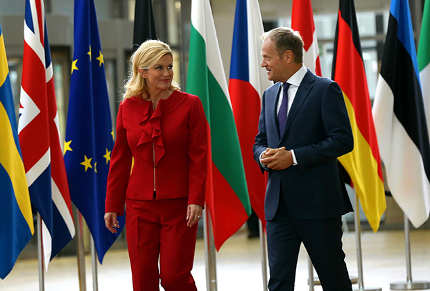 Президент Хорватии Колинда Грабар-Китарович на встрече с президентом Европейского совета Дональдом Туском в Брюсселе, 13 июня 2018 года