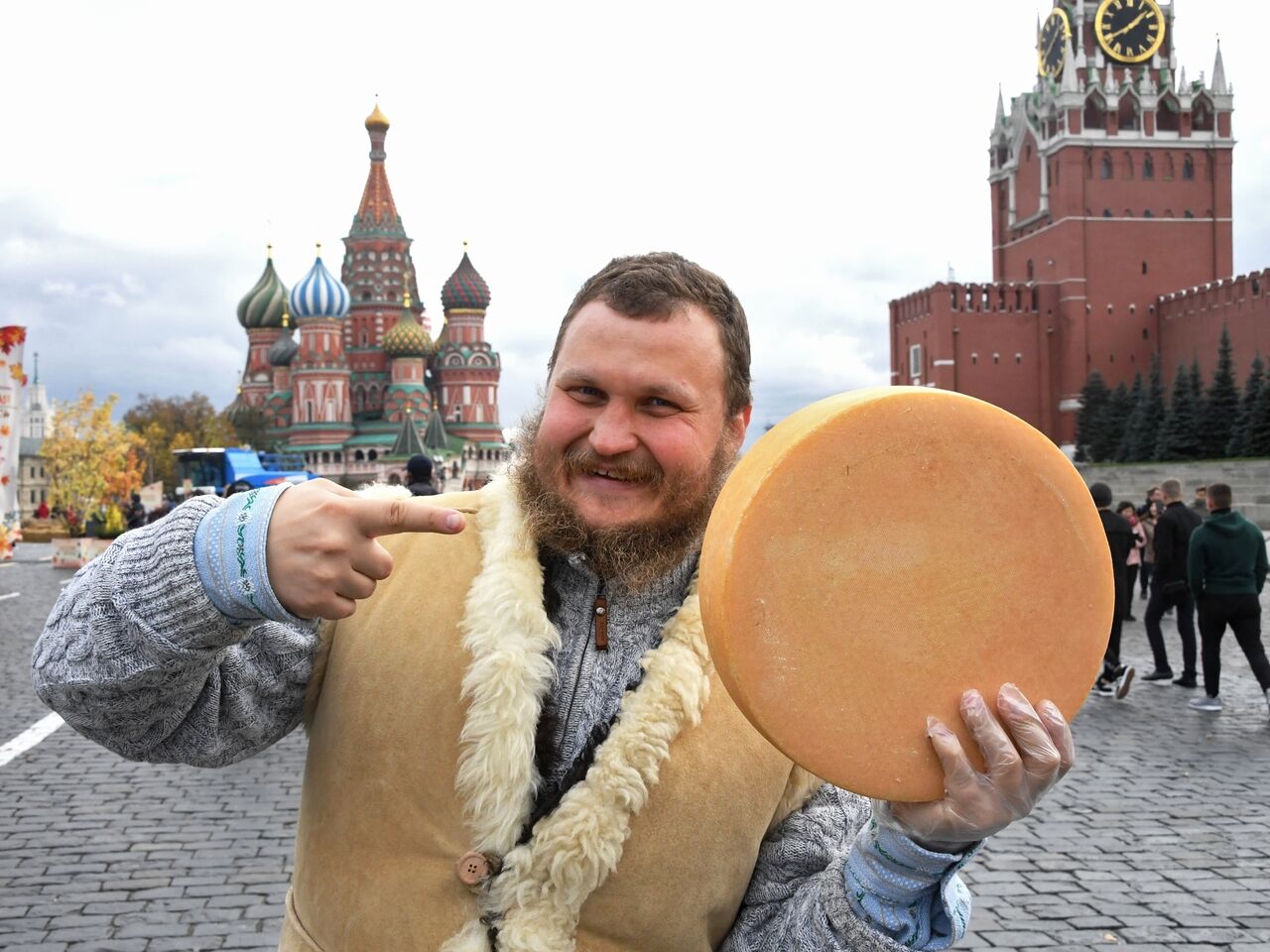 Олег Сирота назвал адекватными меры поддержки бизнеса: Бизнес: Экономика:  Lenta.ru