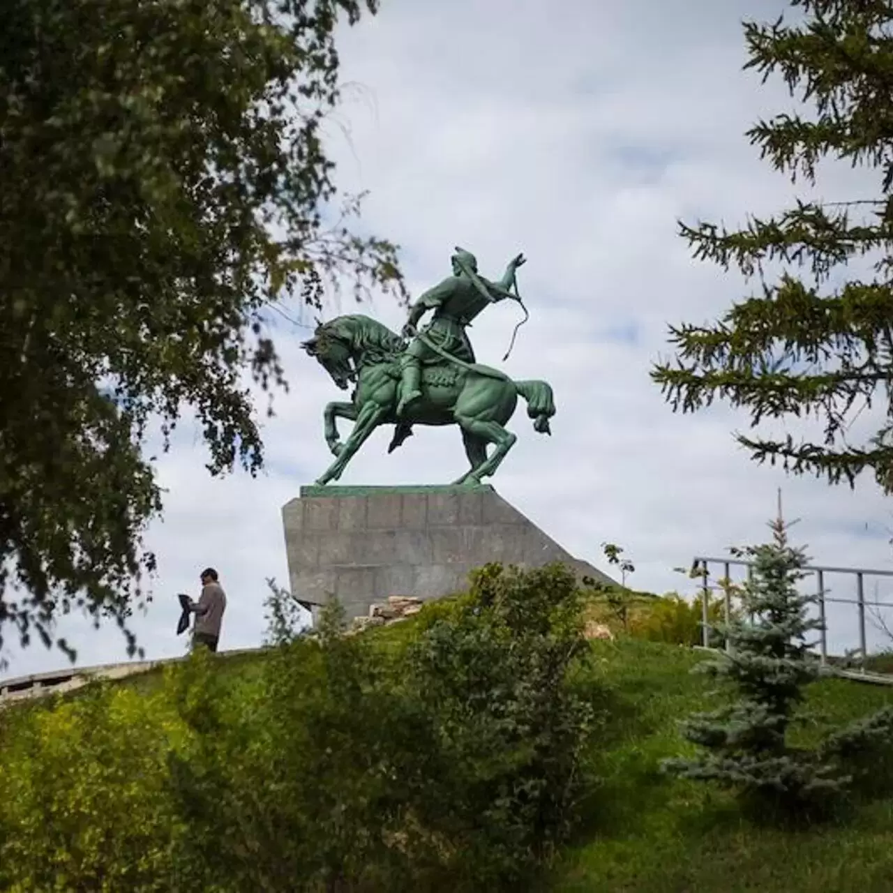 Памятник салавату юлаеву в уфе фото с описанием