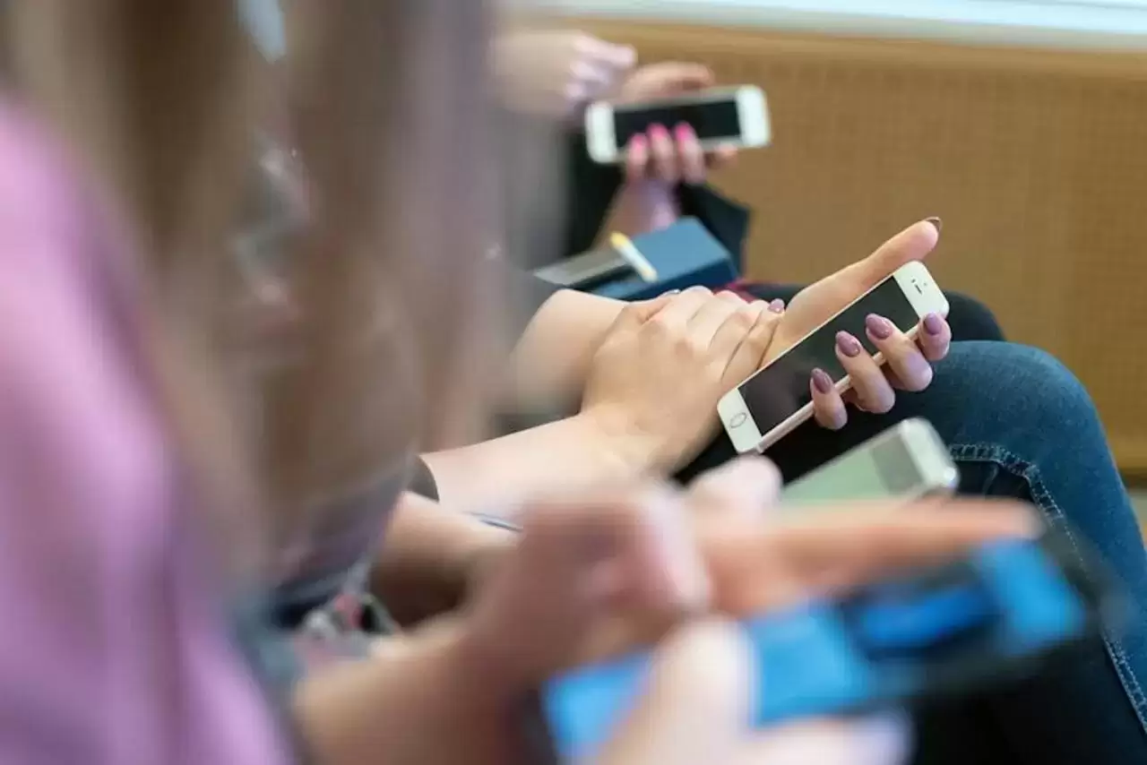 Hacked Teen Cell Phone Hacked Teen Cell Phone