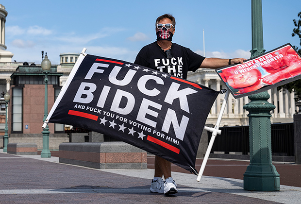 Протестующий на площади у Капитолия, июль 2021 года. Фото: Drew Angerer / Getty Images