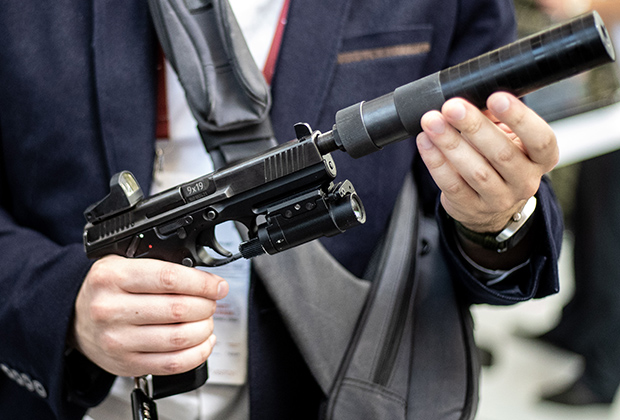 Пистолет Лебедева (ПЛ-15) на форуме «Армия-2018» в парке «Патриот»