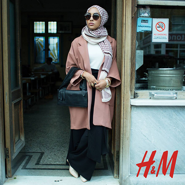 Мария Идрисси в хиджабе рекламной кампании H&amp;M