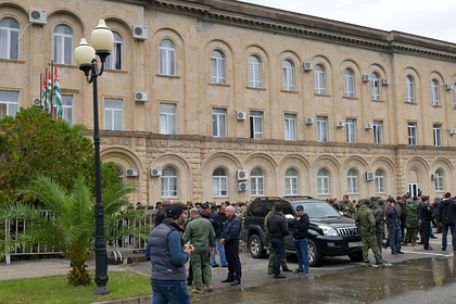 В Абхазии потребовали уволить главу МВД