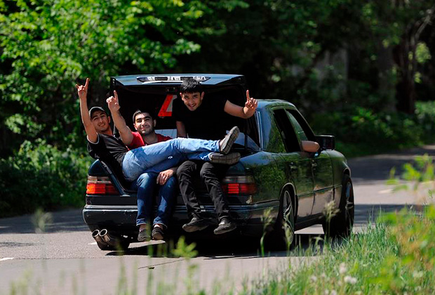 зачем русские косят под кавказцев. pic 033c771139627843f417ace7448c21ef. зачем русские косят под кавказцев фото. зачем русские косят под кавказцев-pic 033c771139627843f417ace7448c21ef. картинка зачем русские косят под кавказцев. картинка pic 033c771139627843f417ace7448c21ef.
