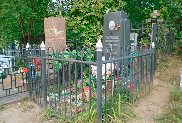 Кенотаф на Арском кладбище в Казани 
