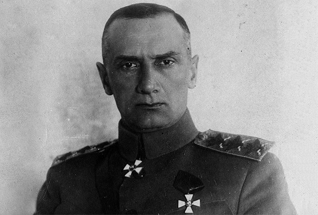 Верховный правитель России и Верховный главнокомандующий Русской армией адмирал Александр Колчак