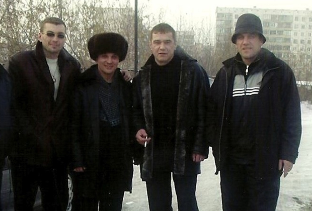 Вор в законе Сергей Клементьев (Клим — второй справа)