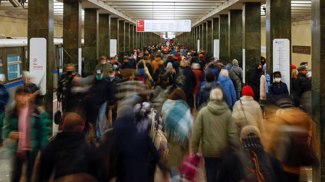 В метро Москвы захотели открыть молельные комнаты: Транспорт: Среда  обитания: Lenta.ru