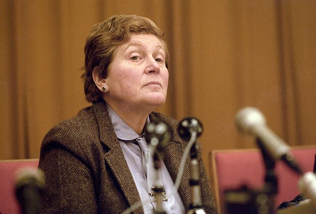 1984 год. Аллилуева во время пресс-конференции в Комитете советских женщин в Москве