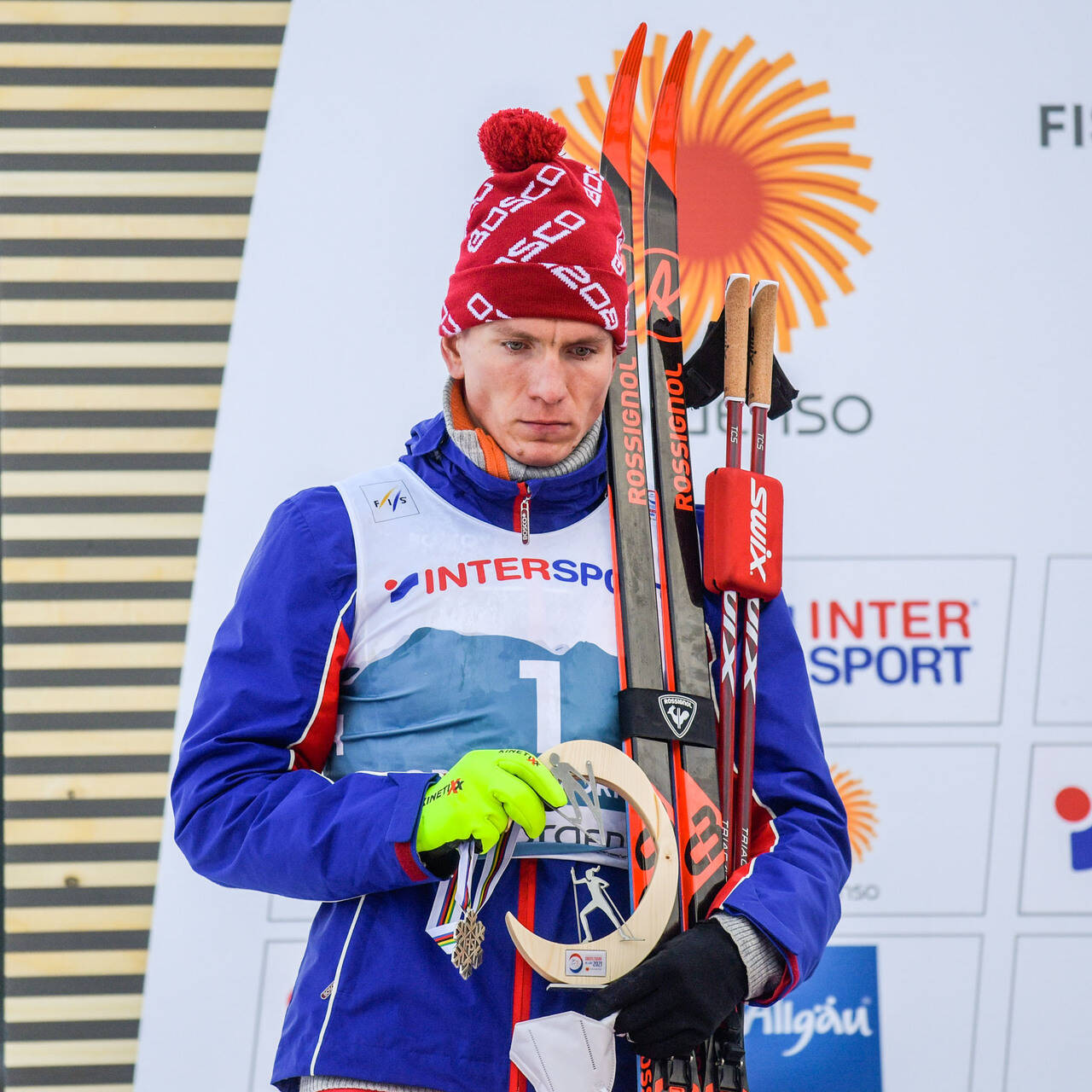 Чемпион Александр Большунов