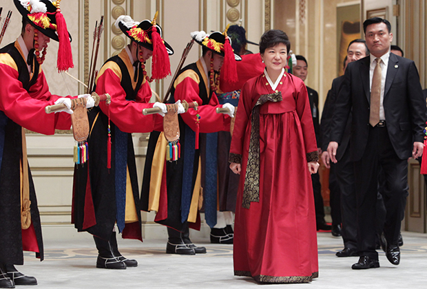 Президент Южной Кореи Пак Кын Хе на церемонии инаугурации, 25 февраля 2013 года 