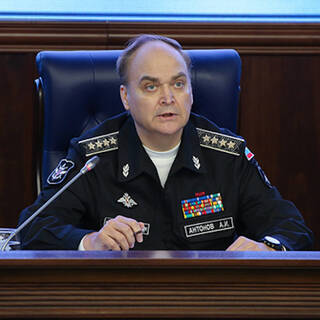 Анатолий Антонов