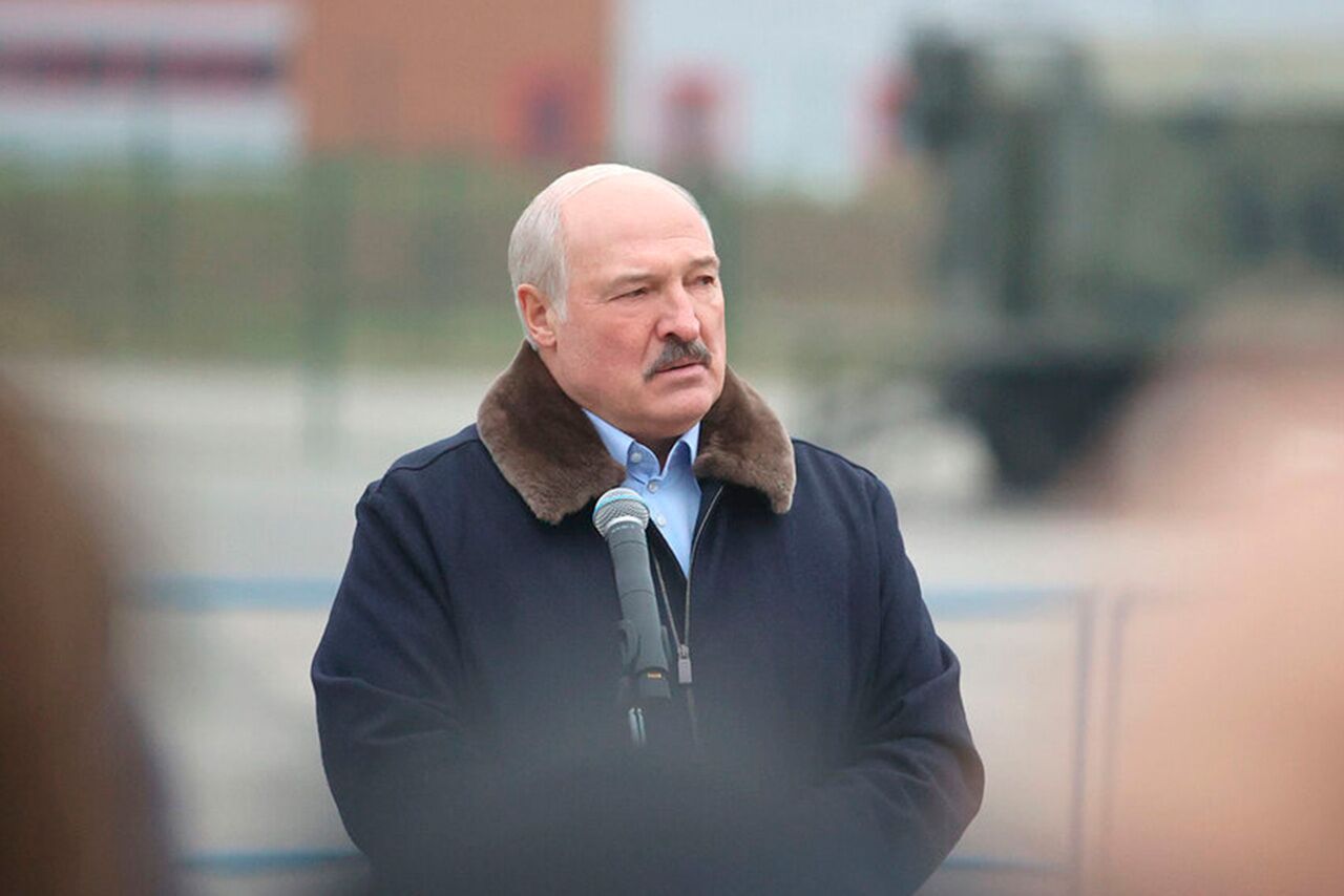 Лукашенко президент Мем