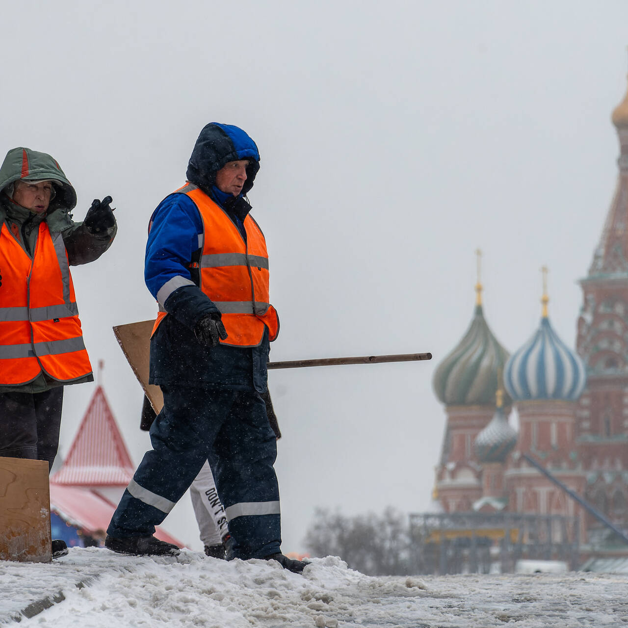 Москва 7 декабря. Сильный снегопад в Москве фото. Москву занесло снегом. Сильнейший снегопад в Москве. Снег в Москве сегодня.