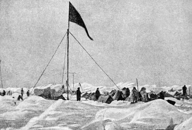 Лагерь, организованный на льдине участниками экспедиции парохода «Челюскин»