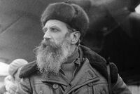 «Не сдадимся!» Как советский ученый сумел организовать быт сотни людей на льдине после кораблекрушения?