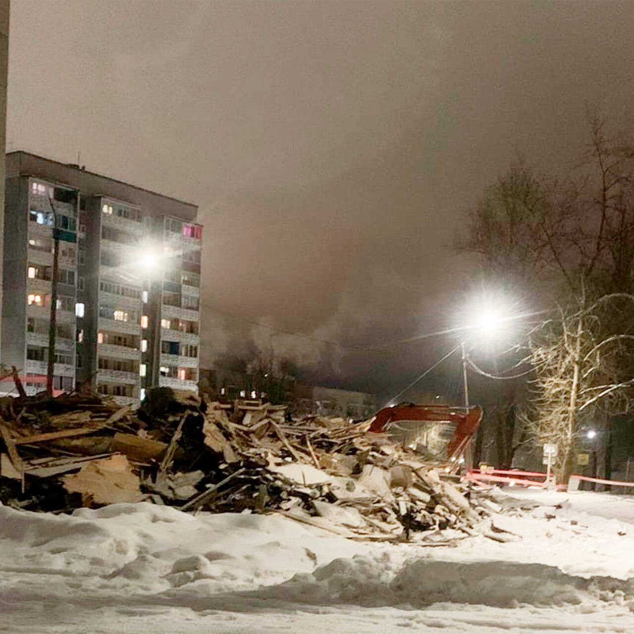 В российском городе по ошибке снесли многоквартирный дом: Дом: Среда  обитания: Lenta.ru