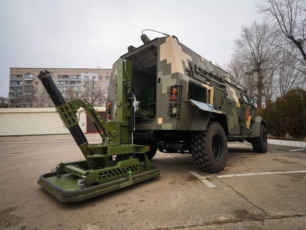 Украинские военные начали эксплуатацию новых минометов: Оружие: Наука и  техника: Lenta.ru