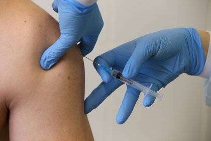 Иммунолог дала совет пропустившим второй компонент вакцины от COVID-19 россиянам
