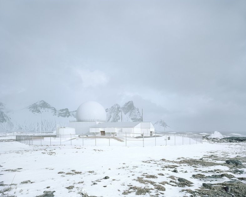 Радиолокационная станция на мысе Стокснес в Исландии, 2021 год