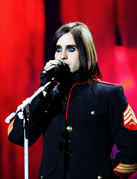 Рок-музыкант Джаред Лето на выступлении премии MTV в 2007 году