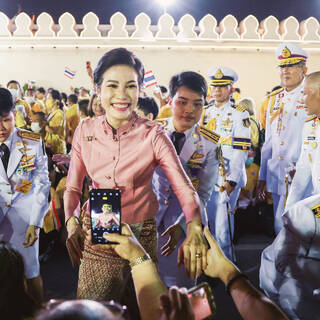Фаворитка таиландского короля Сининат Вонгваджирапакди