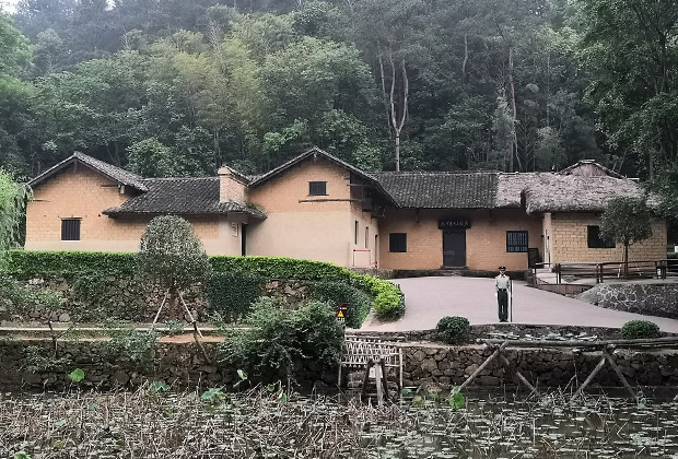 Родной дом Мао Цзэдуна в селении Шаошань